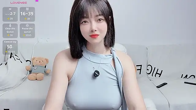 Snapshot of uikyy1 chatting on 10-27-25, 08:07 uikyy1 online show from 10-27-25, 08:07