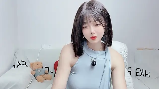 Snapshot of uikyy1 chatting on 11-15-25, 08:33 uikyy1 online show from 11-15-25, 08:33