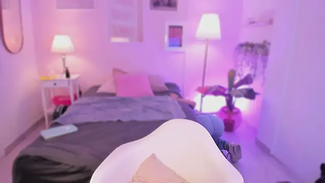 emma soul1 online show from 10-28-25, 07:49