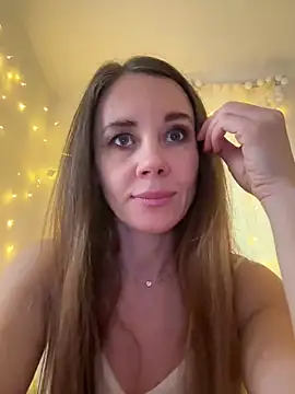 LucieMack online show from 02-01-26, 01:20