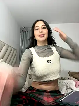 Snapshot of Savannah_Monroe chatting on 10-10-25, 04:33 Savannah Monroe online show from 10-10-25, 04:33