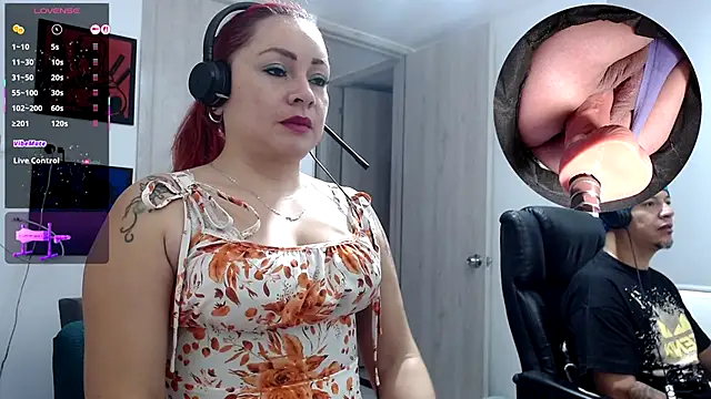 leidydi223 online show from 11-09-25, 03:21