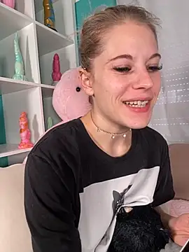 TheRealJessyLey online show from 10-05-25, 10:46