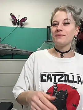 TheRealJessyLey online show from 02-11-26, 07:41