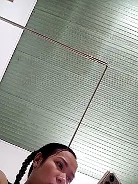 Rose 194 online show from 10-15-25, 02:50