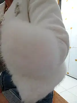 Snapshot of Rosalind_xxx chatting on 02-09-26, 11:03 Rosalind xxx online show from 02-09-26, 11:03