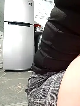 Snapshot of Rosalind_xxx chatting on 03-09-26, 10:30 Rosalind xxx online show from 03-09-26, 10:30