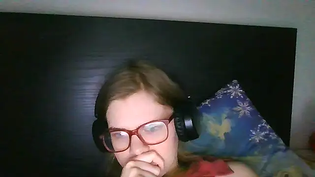 Moonolighta online show from 12-03-25, 12:25