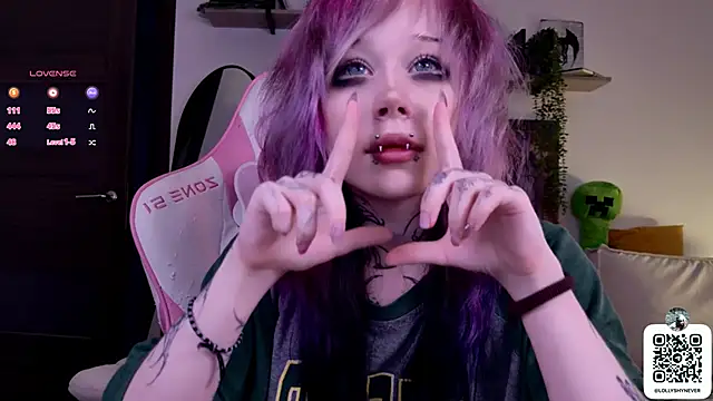 Lollyshy online show from 09-13-25, 01:11