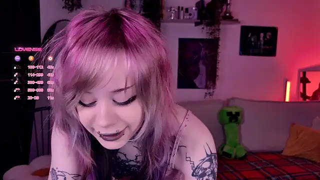 Lollyshy online show from 11-11-25, 09:20