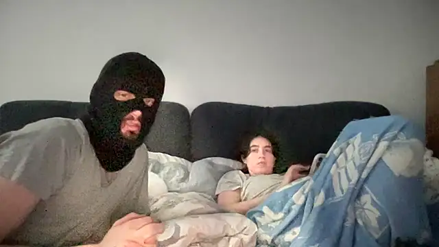 Rosea Champagne online show from 09-12-25, 05:51
