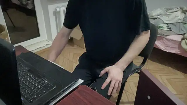 Rosea Champagne online show from 09-21-25, 07:37