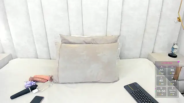 im anniza online show from 11-21-25, 12:59