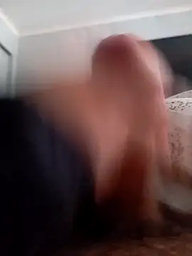 Snapshot of Yona-67 chatting on 10-20-25, 12:16 Yona-67 online show from 10-20-25, 12:16