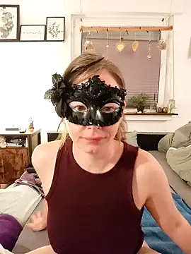 Squirtingcouple9094 online show from 10-16-25, 06:42