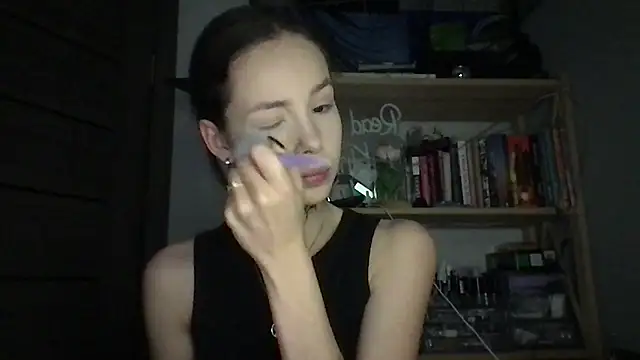 Yuna5343 online show from 10-11-25, 08:51