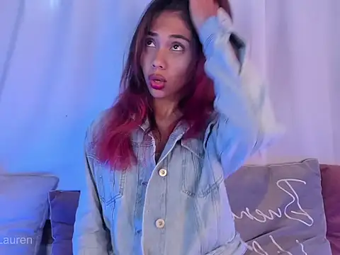 Laurenn 2 online show from 11-04-25, 04:06