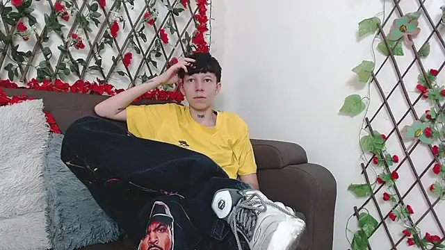 LiamBrown09 online show from 03-21-26, 07:06