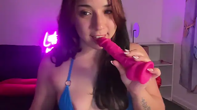 Snapshot of nina_lovez chatting on 09-10-25, 01:38 nina lovez online show from 09-10-25, 01:38
