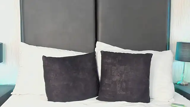 JacobBikerr online show from 09-30-25, 03:17