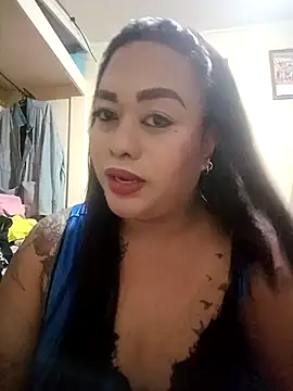 EmmaKantutera online show from 10-29-25, 10:06