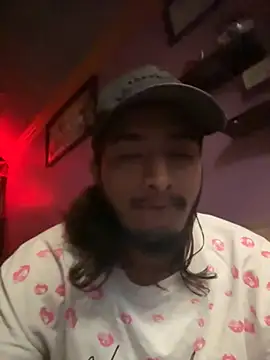 Snapshot of seenu2101 chatting on 11-22-25, 03:38 seenu2101 online show from 11-22-25, 03:38