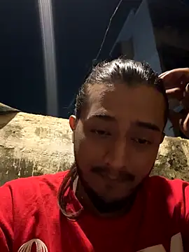 Snapshot of seenu2101 chatting on 11-27-25, 11:18 seenu2101 online show from 11-27-25, 11:18