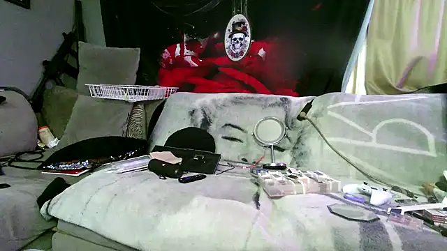 Splash Queen420 online show from 11-07-25, 06:46