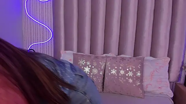 SamanthaPeachss online show from 10-08-25, 02:14