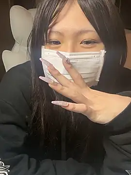 Snapshot of kabikabi_makaron chatting on 01-13-26, 03:28 kabikabi makaron online show from 01-13-26, 03:28