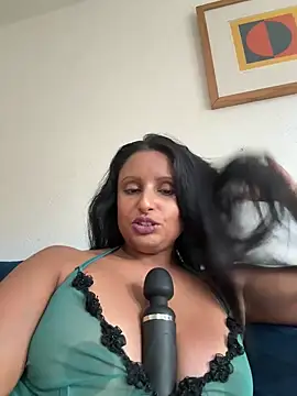 Angelaarayexx online show from 09-17-25, 09:55