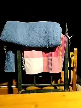 JohnnyTos online show from 09-09-25, 06:40