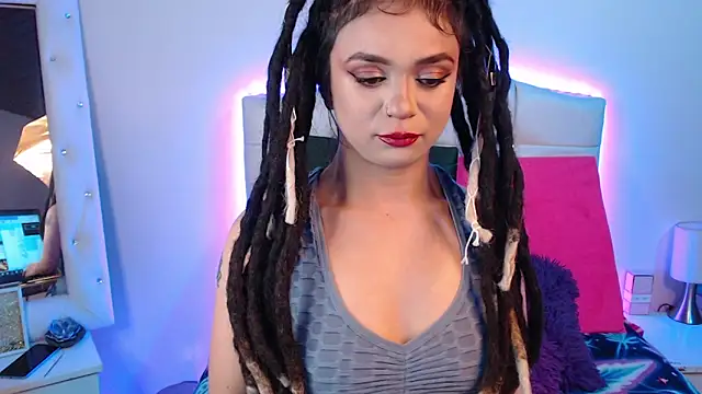 elapetitie online show from 11-30-25, 04:16