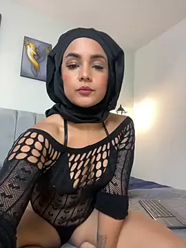 Samara Hadi  online show from 09-08-25, 09:14