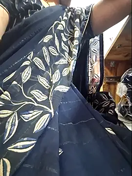 Snapshot of indianhotwife639 chatting on 11-27-25, 08:49 indianhotwife639 online show from 11-27-25, 08:49