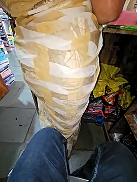 Snapshot of indianhotwife639 chatting on 12-02-25, 05:24 indianhotwife639 online show from 12-02-25, 05:24