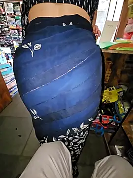 Snapshot of indianhotwife639 chatting on 12-03-25, 05:04 indianhotwife639 online show from 12-03-25, 05:04