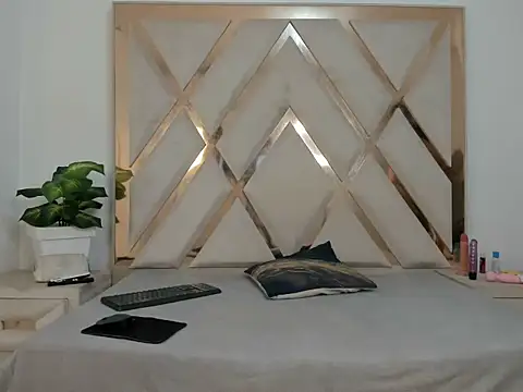 arielasm online show from 09-28-25, 01:05