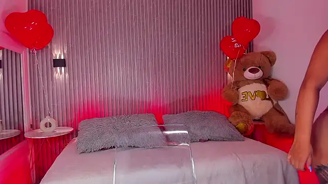 Snapshot of MaddyGray_ chatting on 02-14-26, 06:15 MaddyGray online show from 02-14-26, 06:15