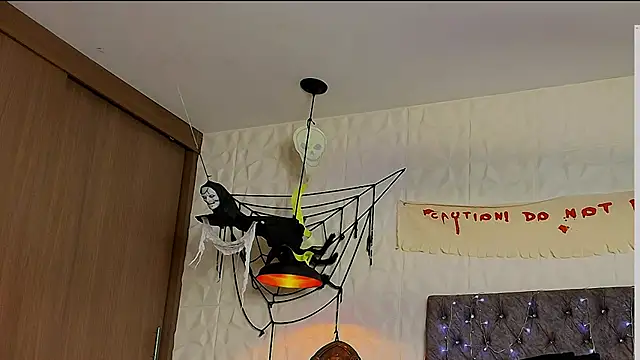 karol dl online show from 10-20-25, 09:04