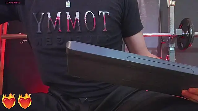 DimitriDeluxe online show from 10-27-25, 08:24