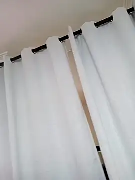 Snapshot of kim7_ chatting on 09-08-25, 04:50 kim7  online show from 09-08-25, 04:50