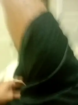 Snapshot of fire_drako chatting on 10-27-25, 02:04 fire drako online show from 10-27-25, 02:04