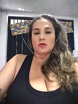 Snapshot of dayana2021 chatting on 10-25-25, 08:25 dayana2021 online show from 10-25-25, 08:25