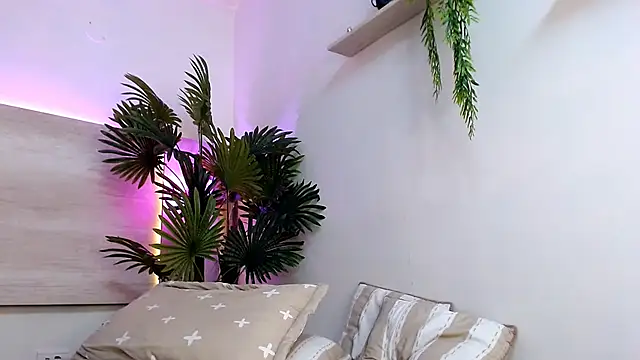 Angel superhuge online show from 09-12-25, 05:29