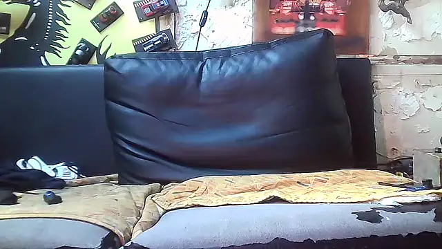 lovehairymature90 online show from 11-28-25, 12:52