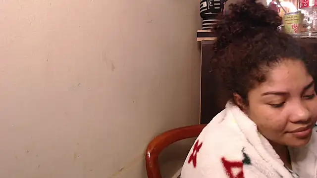 madelene online show from 10-18-25, 01:08