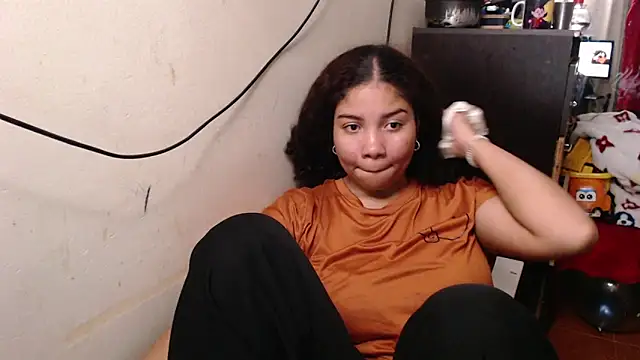 madelene online show from 03-25-26, 01:00