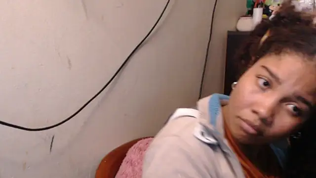 madelene online show from 04-05-26, 01:14