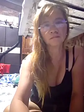 Snapshot of SexyHottMom chatting on 09-14-25, 09:47 SexyHottMom online show from 09-14-25, 09:47